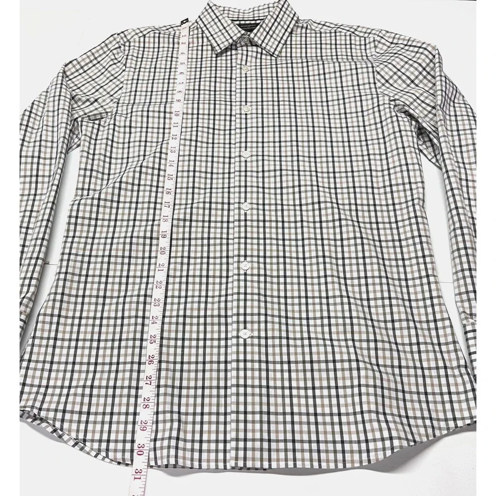 Banana Republic Men's Wrinkle Resistant Athletic Fit Dress Shirt Size Medium